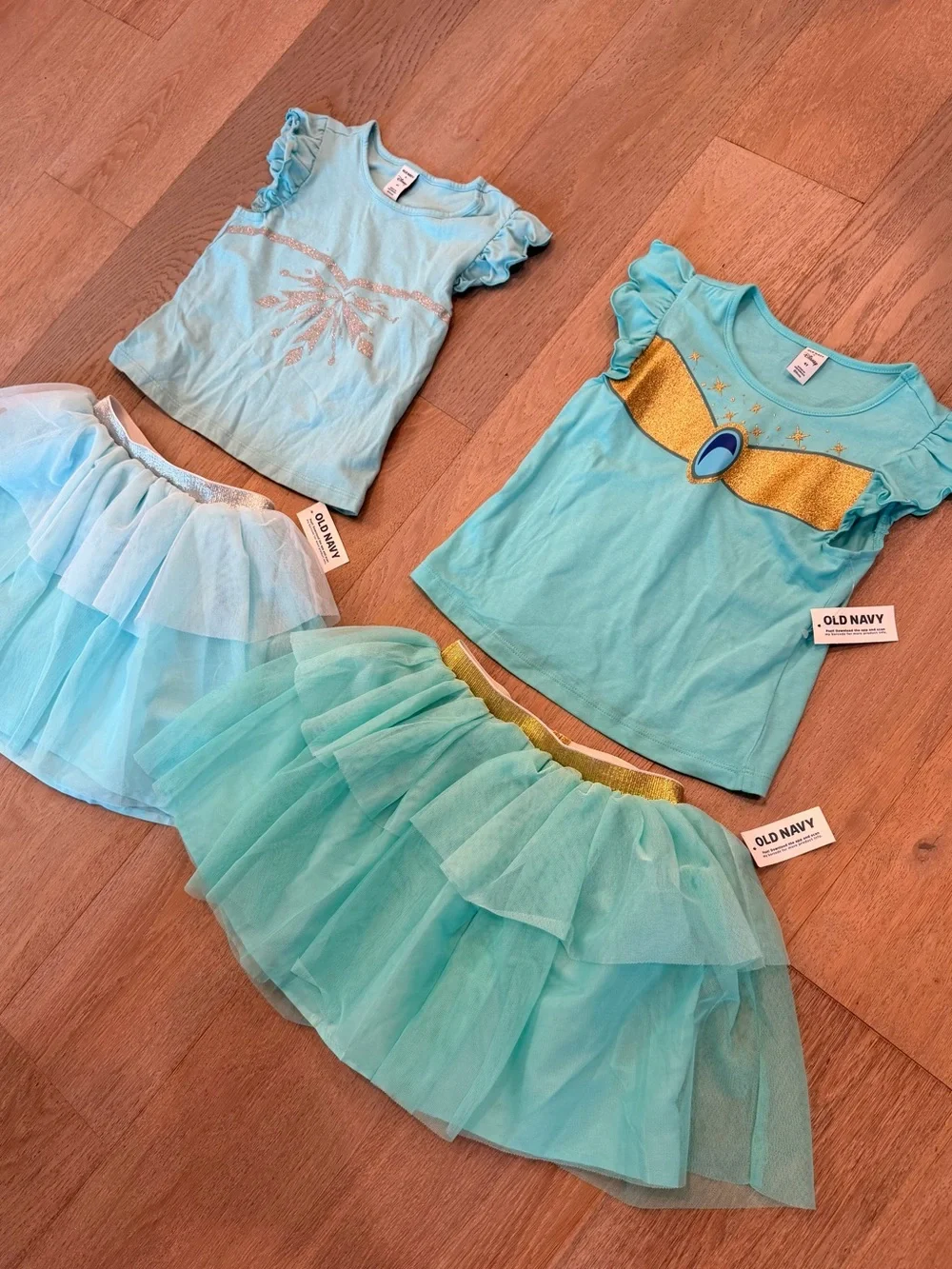 NWT Old Navy Disney Princess Jasmine Girls Tee and Skirt Matching Set 4T